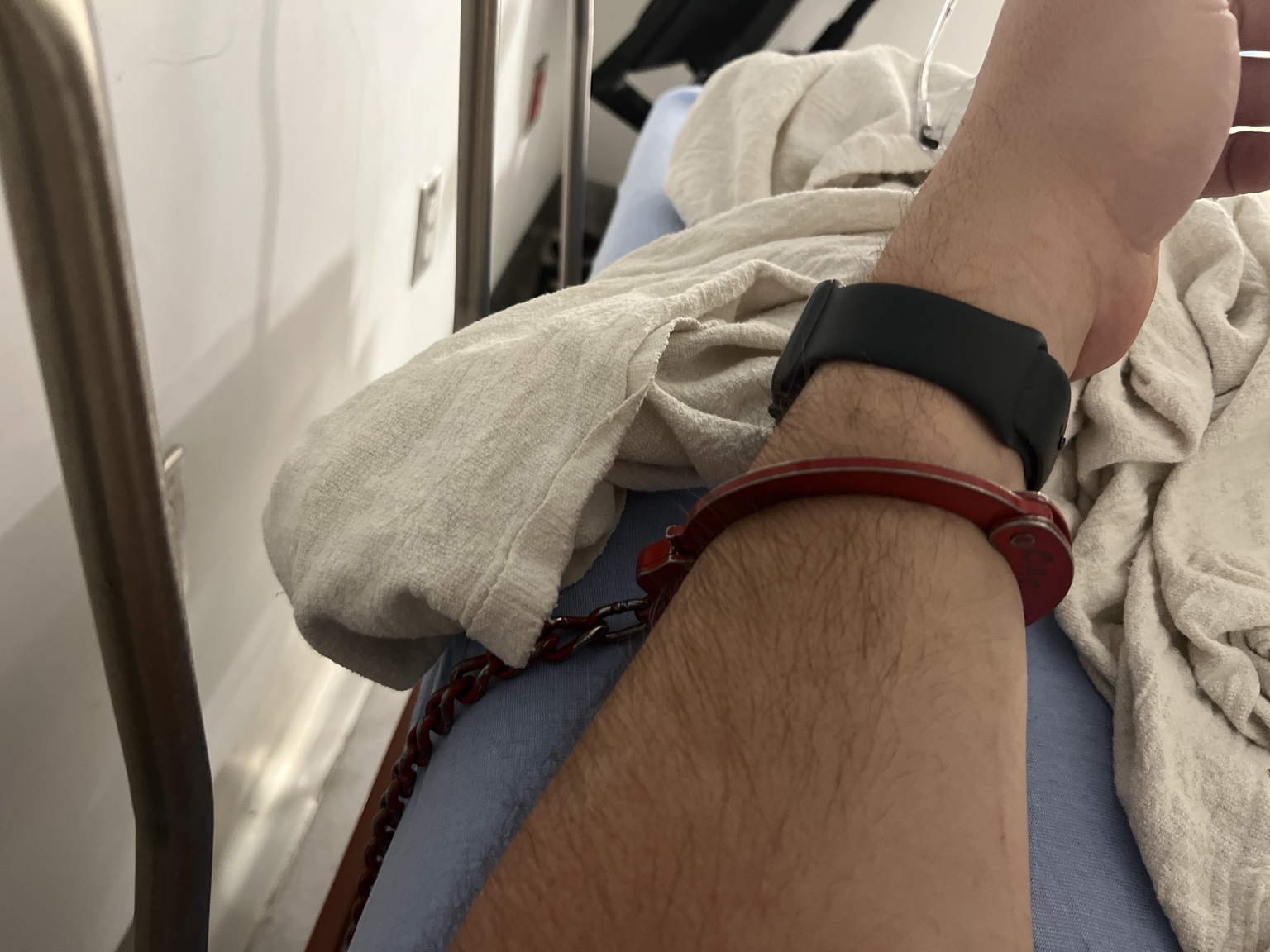 De-identified handcuff and restraint image